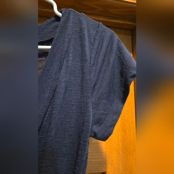 Vanity, Women's size Medium, Top, Navy, Short Sleeve, Perfect Shape, Rayon - Picture 3 of 8